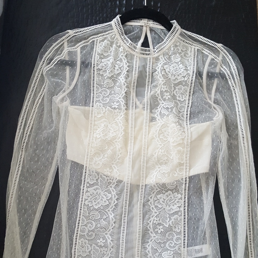 NWT Express white lace and mesh blouse XS
